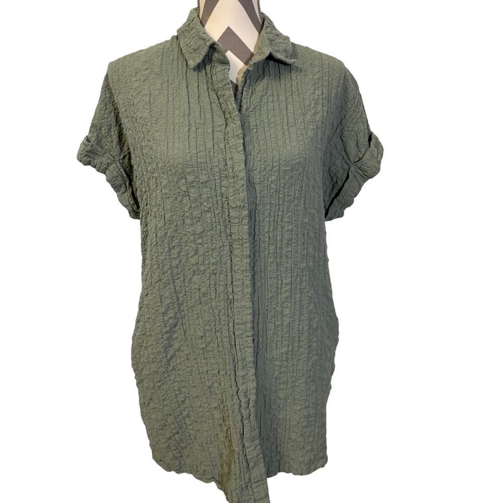 Abercrombie & Fitch Sage Green Crinkle Gauze Short Sleeve Button Up Shirt Small